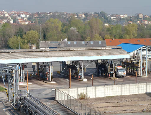 Nanterre distribution depot